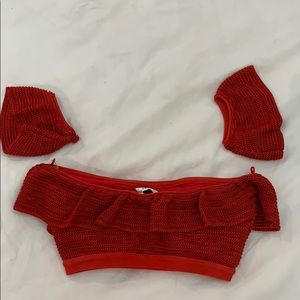 Red crop top with detachable sleeves